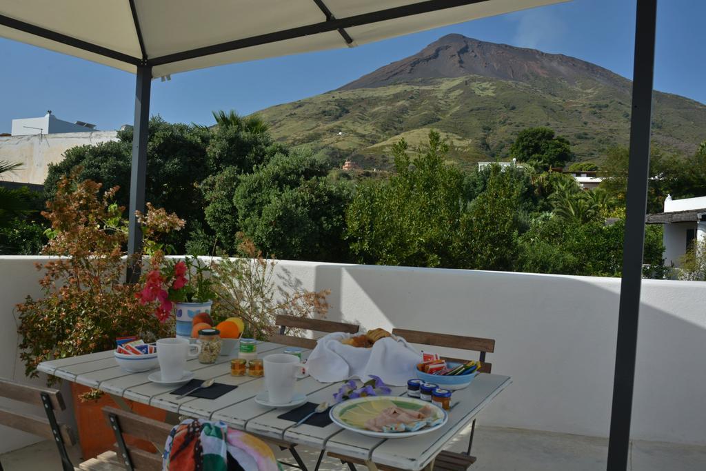 Aparthotel Il Gabbiano Relais In Stromboli Zimmer foto